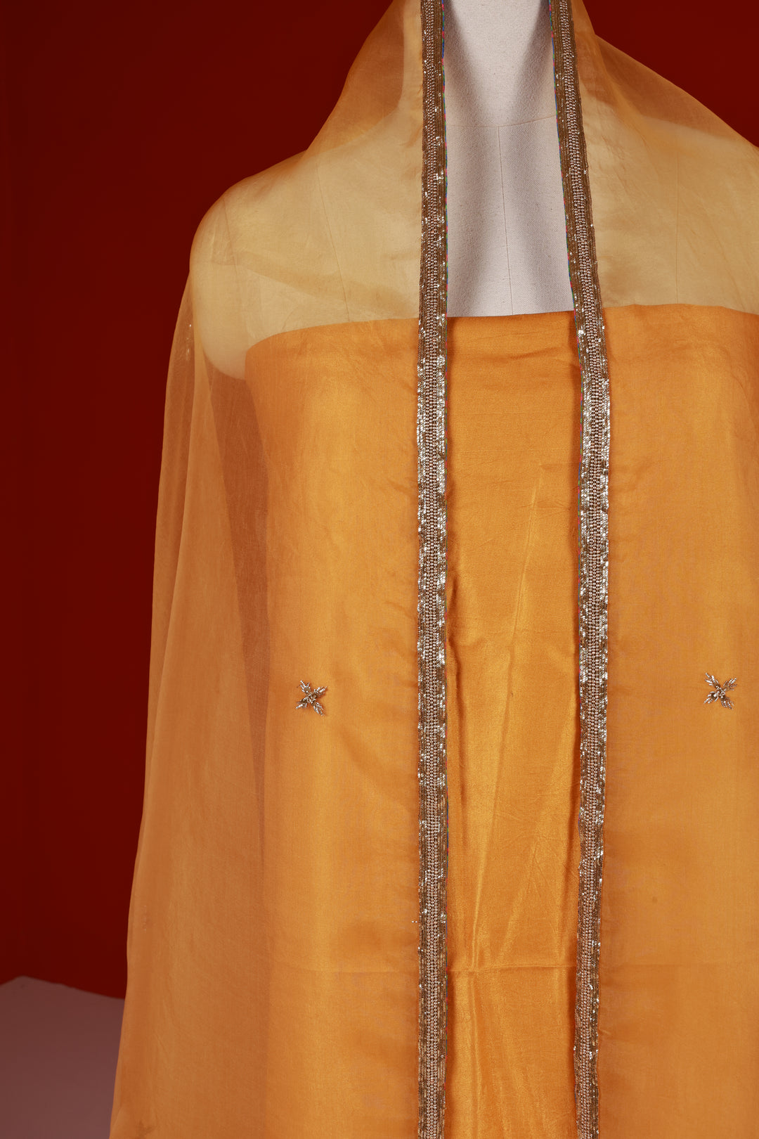 VEDIKA (DUPATTA)