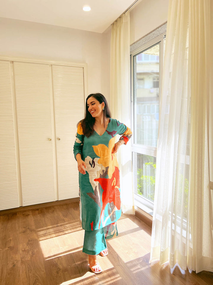 Urmi Daga In Guldasta Kurta & Pant Co-ord