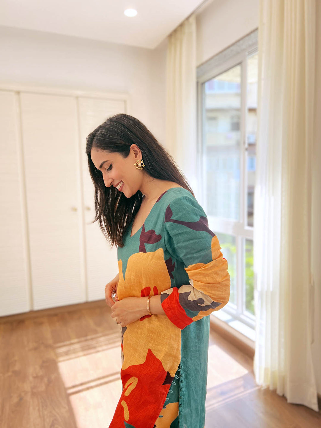 Urmi Daga In Guldasta Kurta & Pant Co-ord