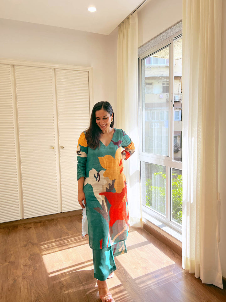 Urmi Daga In Guldasta Kurta & Pant Co-ord