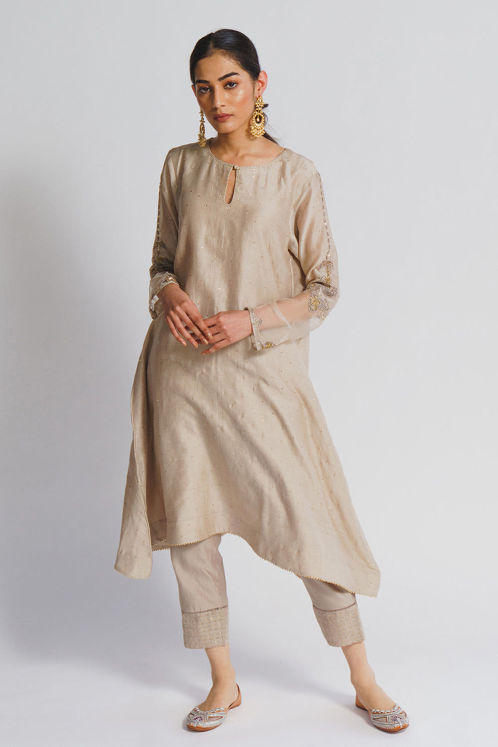 Rasna Bhasin in Beige Mukaish Suit Set