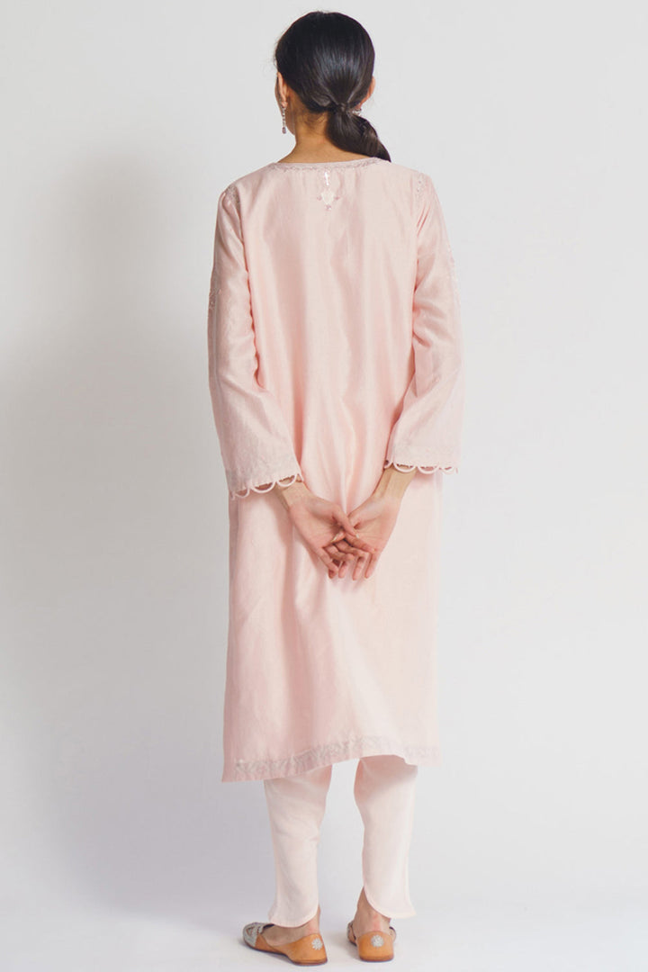 Tina Kakkad dhanak in Blush pink suit set